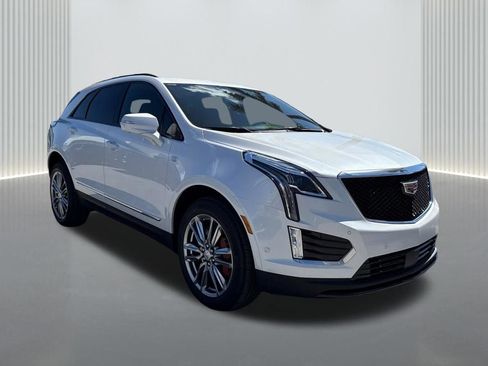 New 2026 Cadillac XT5 Sportv image 3