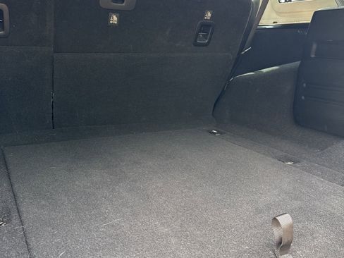 Used 2018 Jeep Wrangler Unlimited Sahara image 7