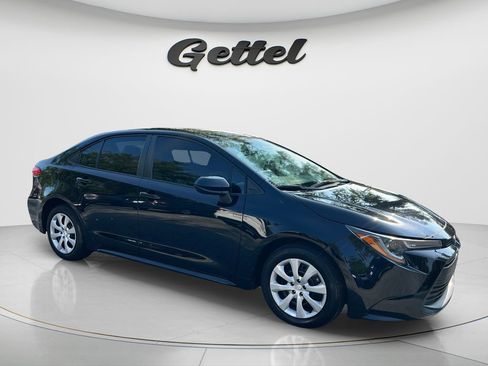 Used 2024 Toyota Corolla LE FWD image 3