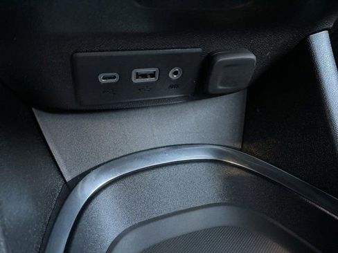 Used 2025 Chevrolet Malibu LT image 19