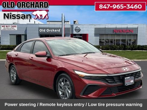 Used 2024 Hyundai Elantra SEL FWD image 4