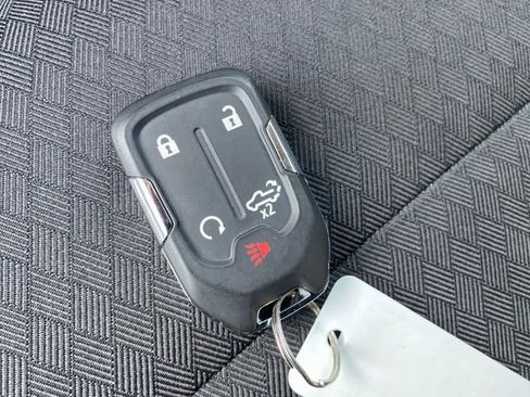 Used 2022 GMC Sierra 1500 SLE image 23