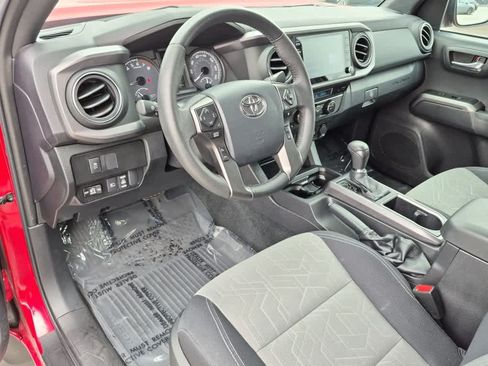 Used 2023 Toyota Tacoma TRD Sport w/ Technology Package AWD/4WD image 11