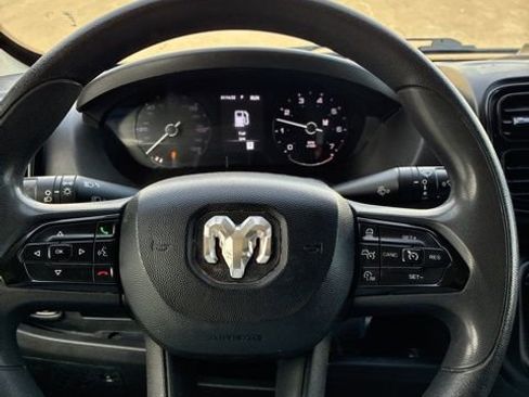 Used 2023 RAM ProMaster 3500 w/ Driver Convenience Group FWD image 18