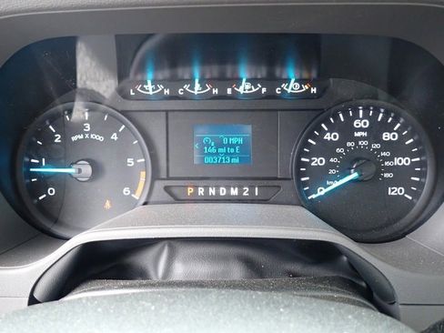 Used 2025 Ford E-450 and Econoline 450 Super Duty w/ Power Equipment Group image 15