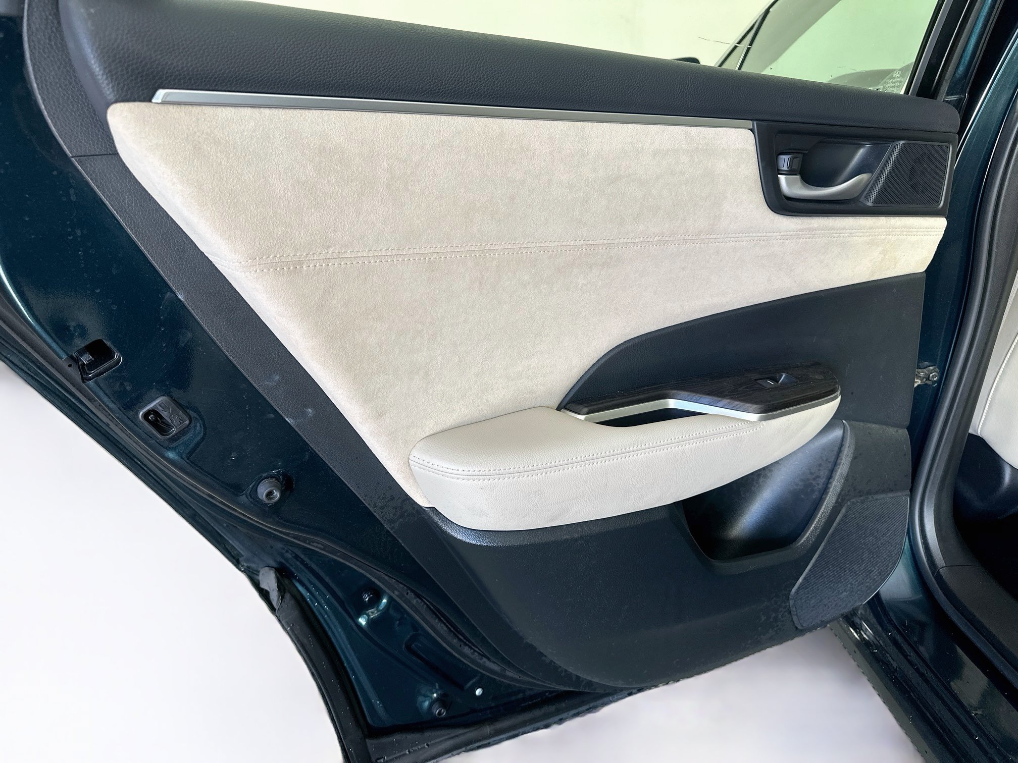 Used 2018 Honda Clarity Touring image 25