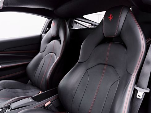Used 2020 Ferrari F8 Tributo RWD image 65