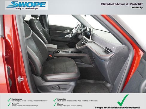 Certified 2025 Ford Explorer ST image 9