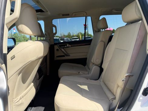 Used 2023 Lexus GX 460 Premium AWD/4WD image 17