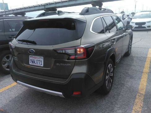 Used 2024 Subaru Outback Limited AWD/4WD image 6