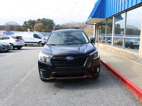 Used 2022 Subaru Forester Sport image 2