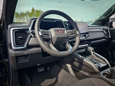 New 2026 GMC Canyon Elevation image 14