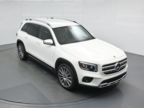 Used 2021 Mercedes-Benz GLB 250 image 41