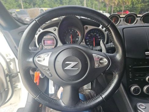 Used 2014 Nissan 370Z Touring w/ Sport Package RWD image 8