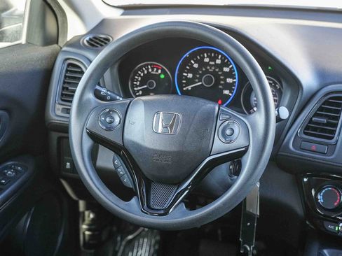 Used 2016 Honda HR-V LX image 15