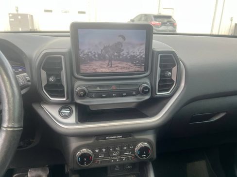 Certified 2022 Ford Bronco Sport Outer Banks w/ Tech Package AWD/4WD image 9