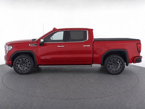 Used 2024 GMC Sierra 1500 Denali w/ Technology Package AWD/4WD image 6