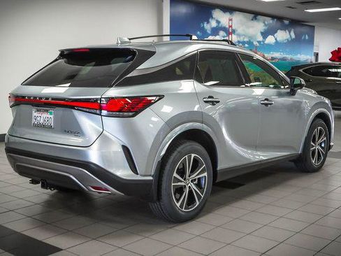 Certified 2023 Lexus RX 350h w/ Tow Prep Package AWD/4WD image 6
