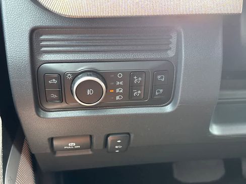 New 2025 Ford F250 Platinum AWD/4WD image 28