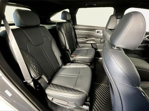 New 2026 Kia Sorento SX Prestige image 11