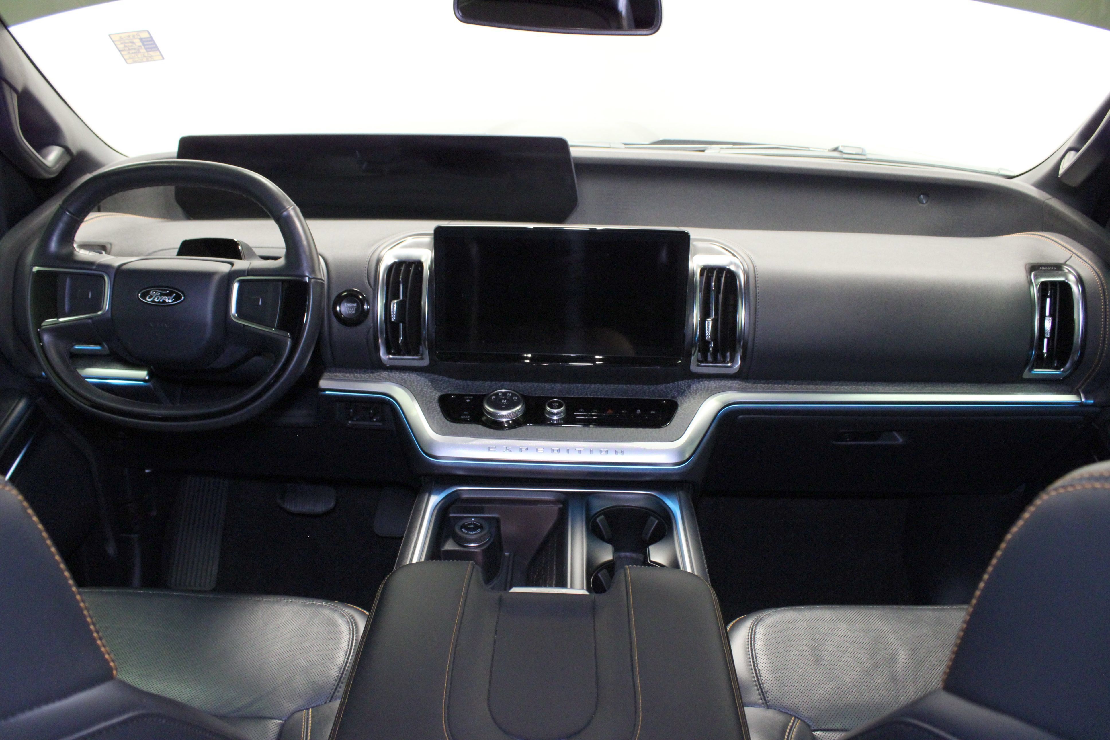 Used 2025 Ford Expedition Tremor AWD/4WD image 24