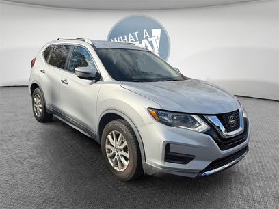 Used 2018 Nissan Rogue SV