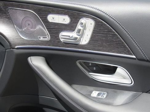 Used 2025 Mercedes-Benz GLE 53 AMG 4MATIC Coupe image 23