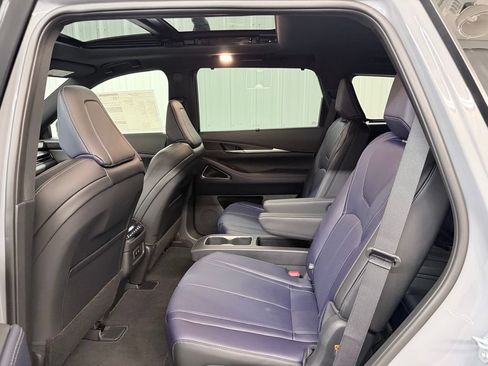 Certified 2026 INFINITI QX60 Sport w/ Dark Cargo Package AWD/4WD image 31