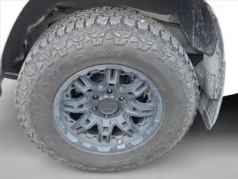 Used 2019 Toyota 4Runner TRD Off-Road Premium AWD/4WD image 3