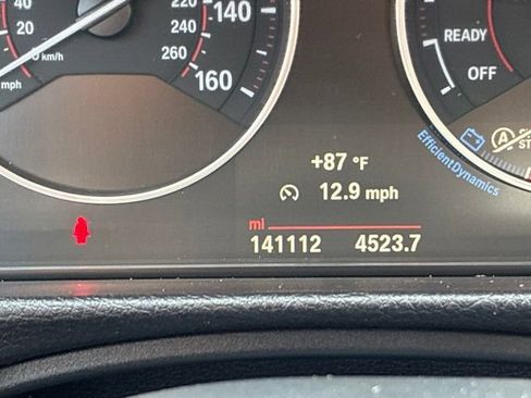 Used 2016 BMW 340i xDrive Sedan AWD/4WD image 32