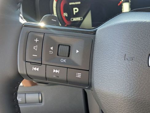 New 2026 Nissan Rogue Platinum w/ Tech Package AWD/4WD image 17