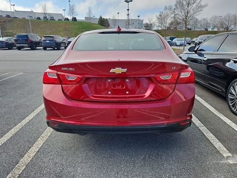 Used 2025 Chevrolet Malibu LT image 9