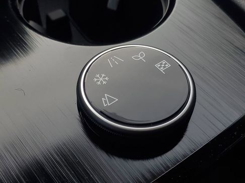 New 2026 Nissan Rogue SV image 25