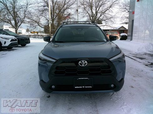 Certified 2026 Toyota Corolla Cross XLE image 6