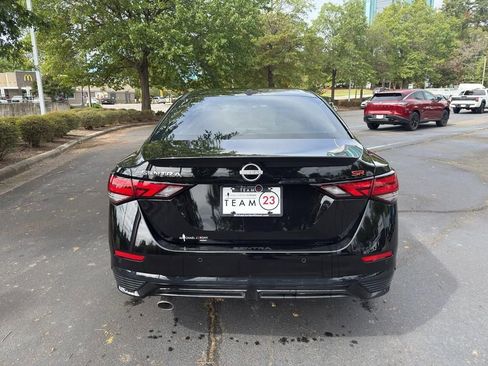 New 2025 Nissan Sentra SR image 6