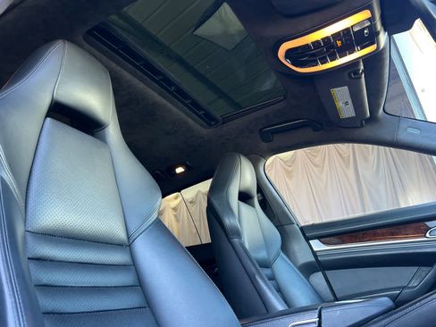 Used 2013 Porsche Panamera AWD/4WD image 19