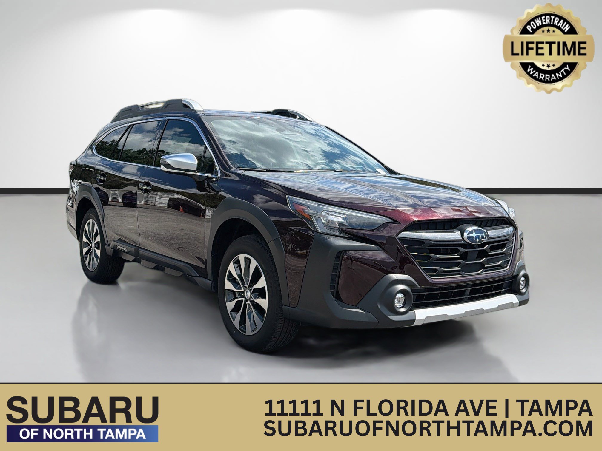 Used 2023 Subaru Outback Touring AWD/4WD image 1