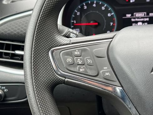 Used 2023 Chevrolet Malibu LT FWD image 28