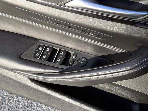 Used 2022 BMW M5 w/ Executive Package AWD/4WD image 16