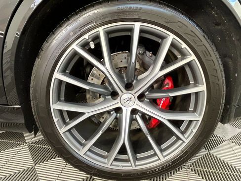 Used 2024 Maserati Grecale Trofeo image 16