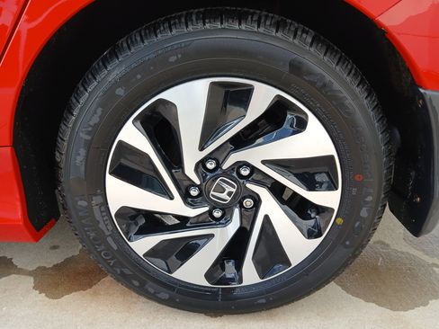Used 2019 Honda Civic LX image 16
