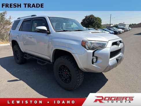Certified 2018 Toyota 4Runner TRD Off-Road Premium AWD/4WD image 1