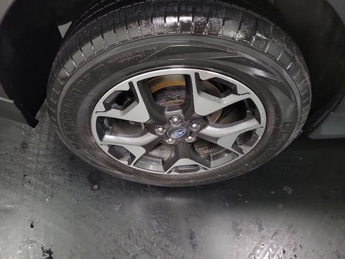 Used 2019 Subaru Crosstrek 2.0i Premium AWD/4WD image 11