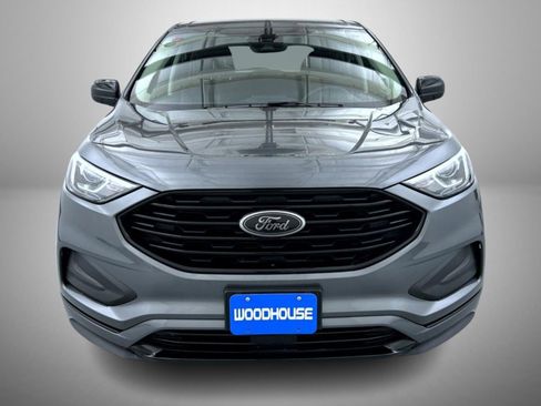 Used 2024 Ford Edge SE w/ Black Appearance Package AWD/4WD image 2