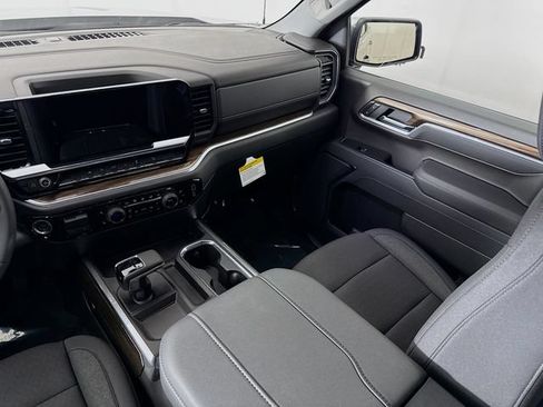New 2026 Chevrolet Silverado 1500 LT w/ Z71 Off-Road Package AWD/4WD image 25