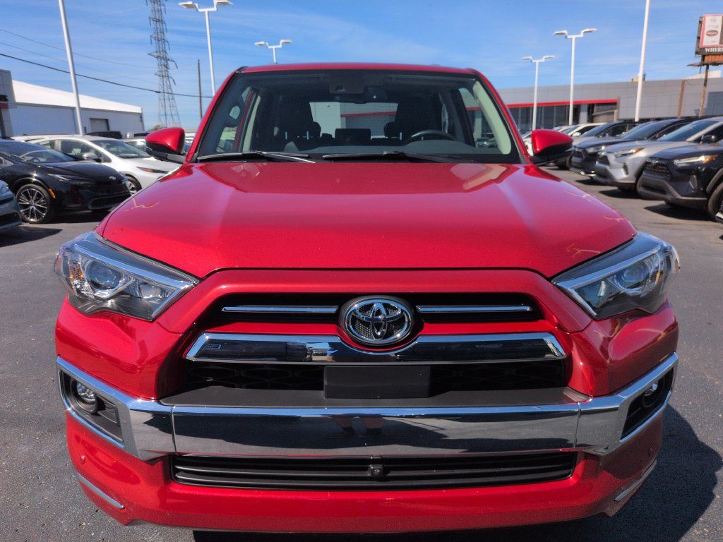Used 2024 Toyota 4Runner Limited AWD/4WD image 8