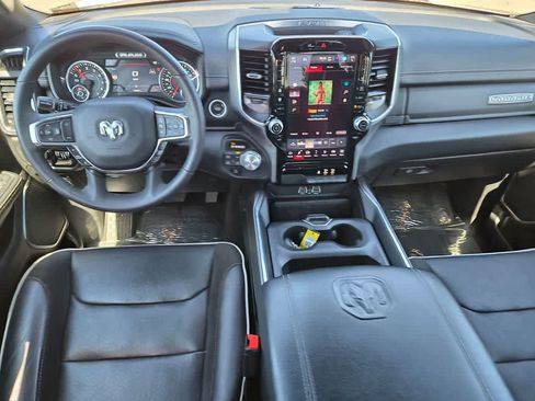 Used 2025 RAM 1500 Laramie AWD/4WD image 9