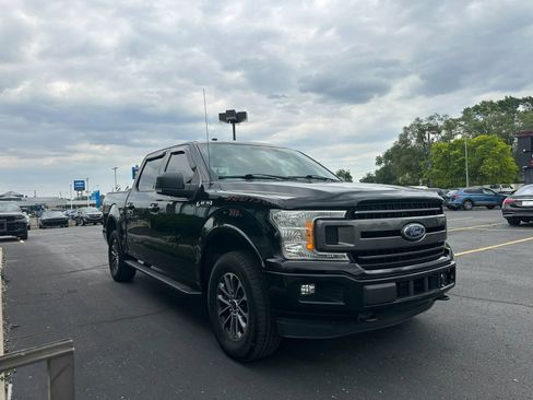 Used 2018 Ford F150 XLT w/ Equipment Group 302A Luxury AWD/4WD image 3