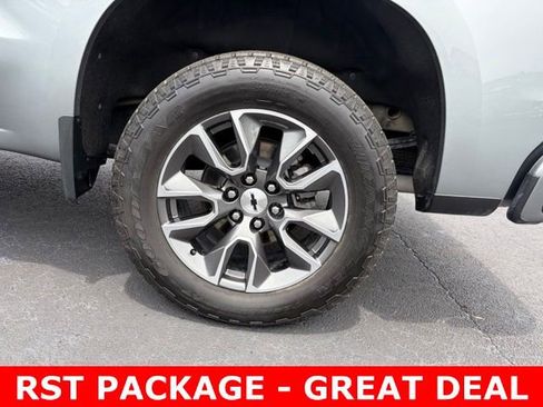 Used 2024 Chevrolet Silverado 1500 RST AWD/4WD image 10