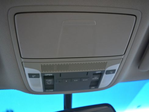 Used 2015 Acura RDX AWD w/ Technology Package image 25